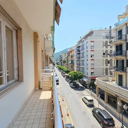Appartement Hostdomus - La Nassa Alassio